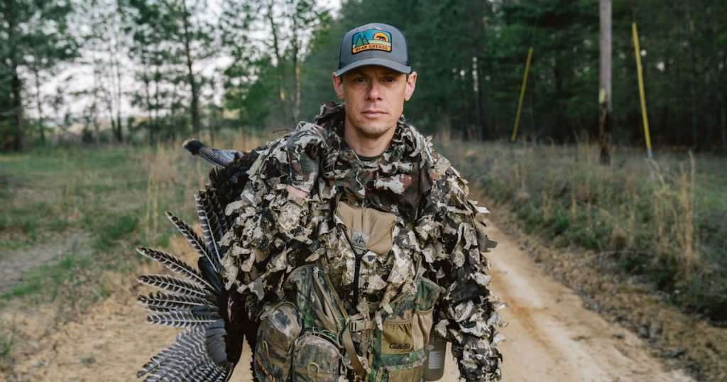 What to Wear While Turkey Hunting - Hunting Note